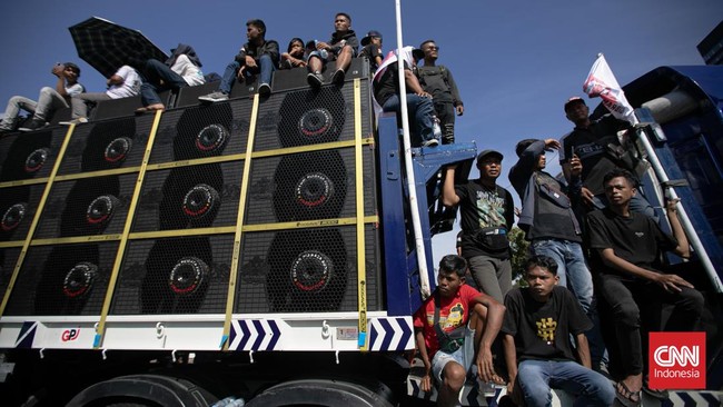 hiburan-sound-horeg-sambut-presiden-baru-1_169